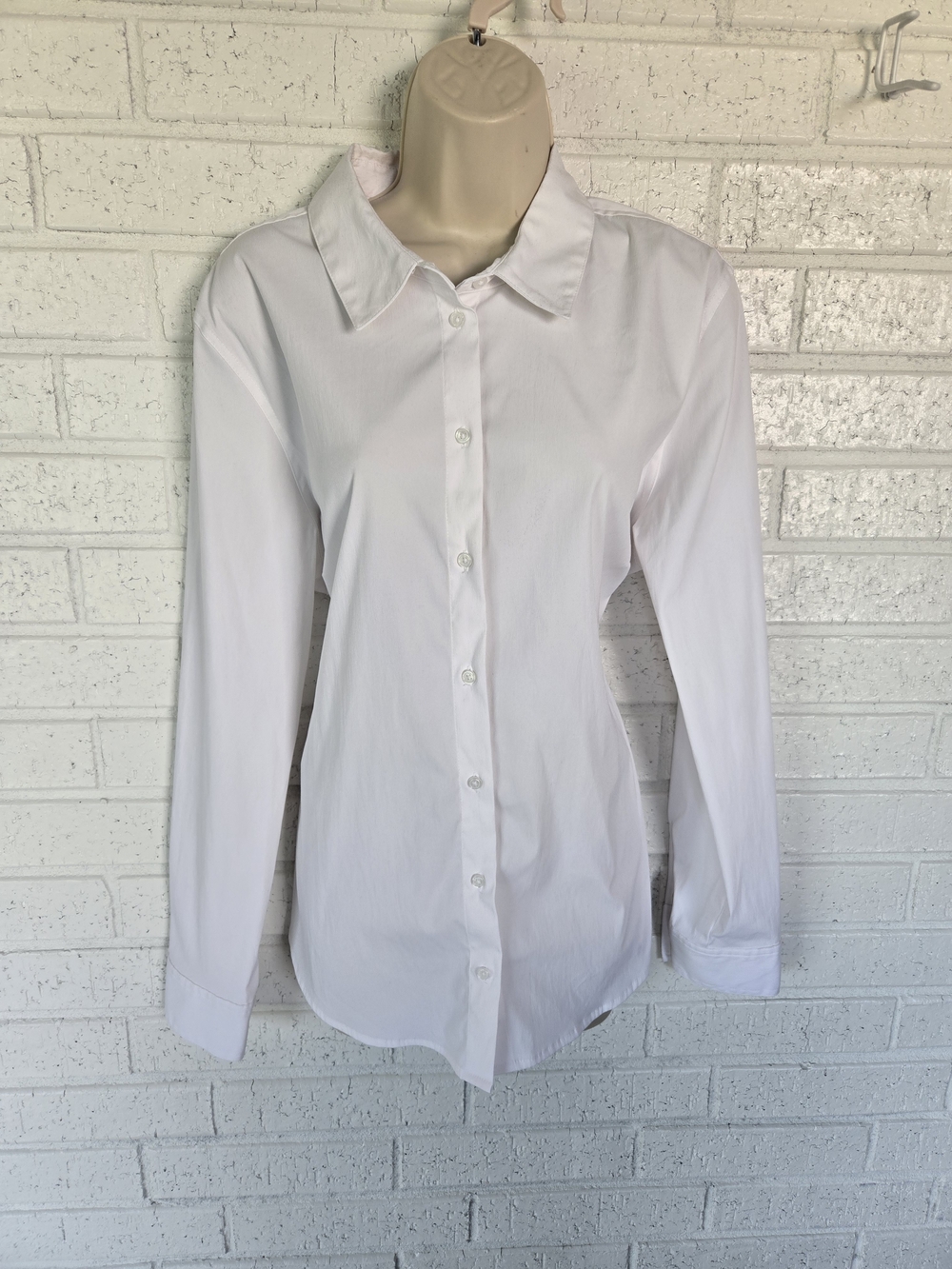 Time and Tru White Long-Sleeve Button-Down Shirt #1215